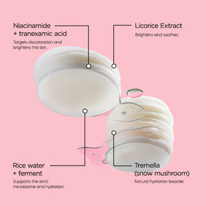 GLASS SKIN Illuminating Toner Pads