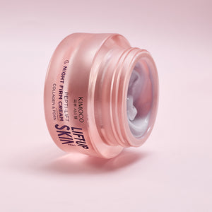 Otwarty różowy słoiczek kosmetyku Kimoco Lift-Up Skin Pepti-Lift Night Firm Cream z kolagenem i PDRN, z widoczną białą konsystencją kremu wewnątrz, na jasnoróżowym tle